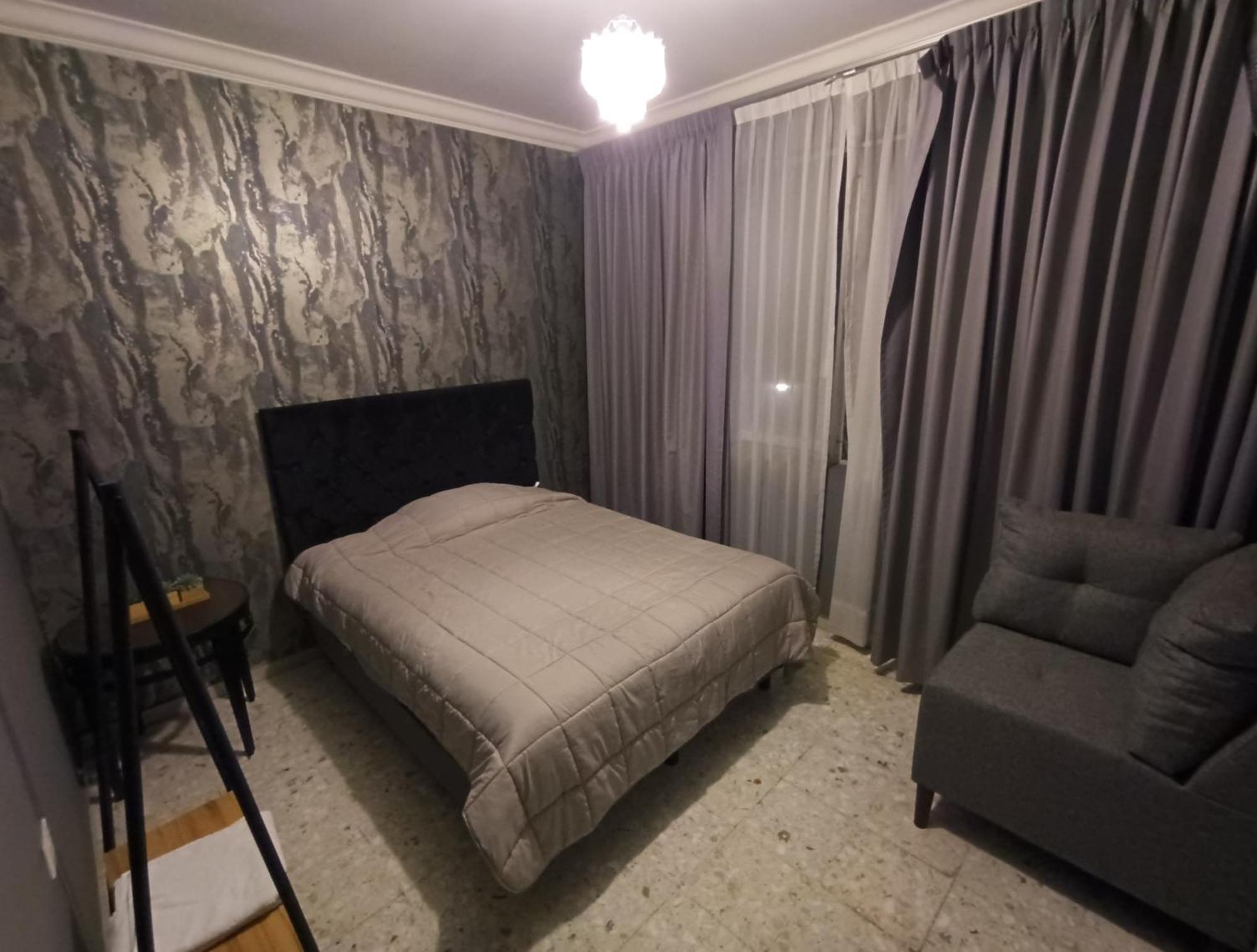 Capsule hotel Front Vista