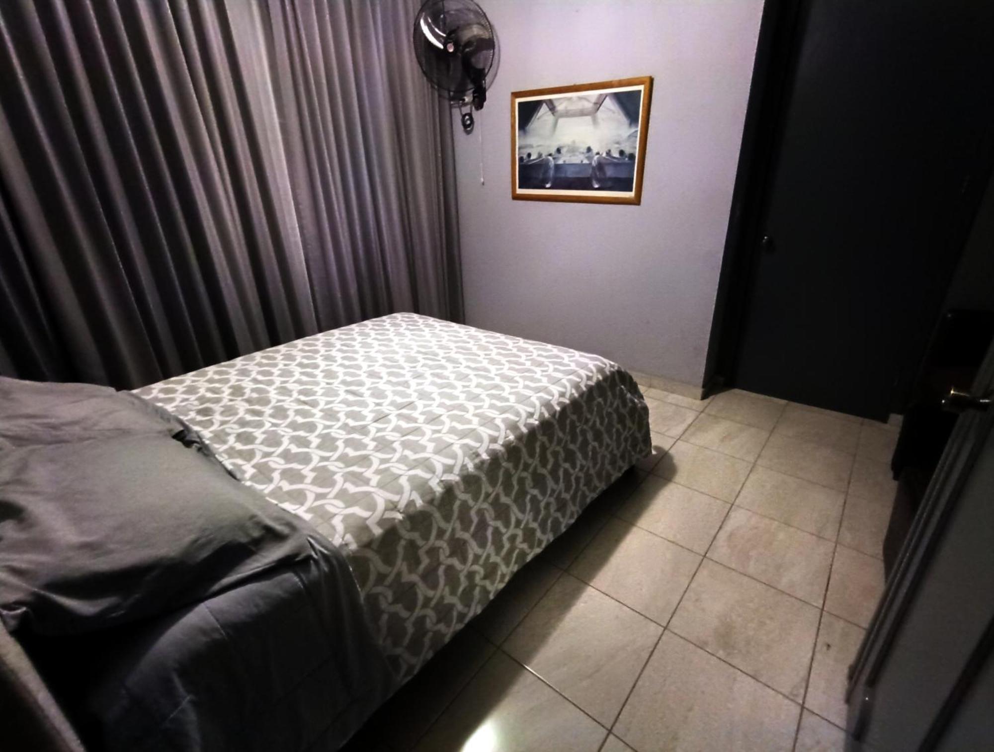 Front Vista Capsule hotel