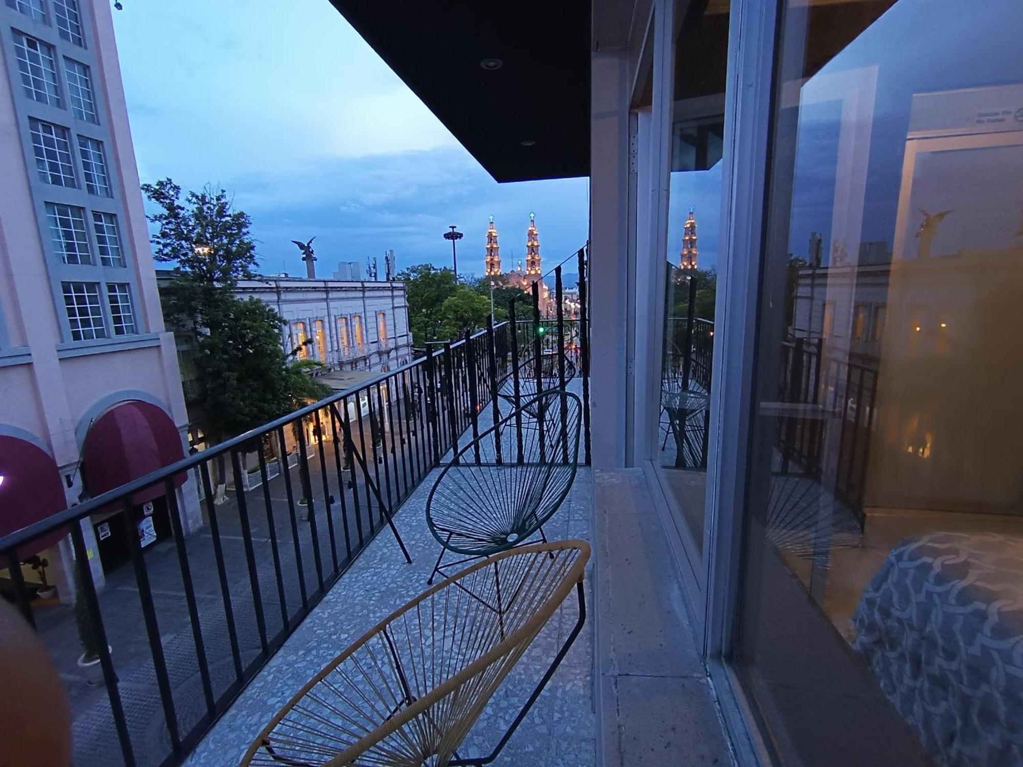 Front Vista Capsule hotel Aguascalientes