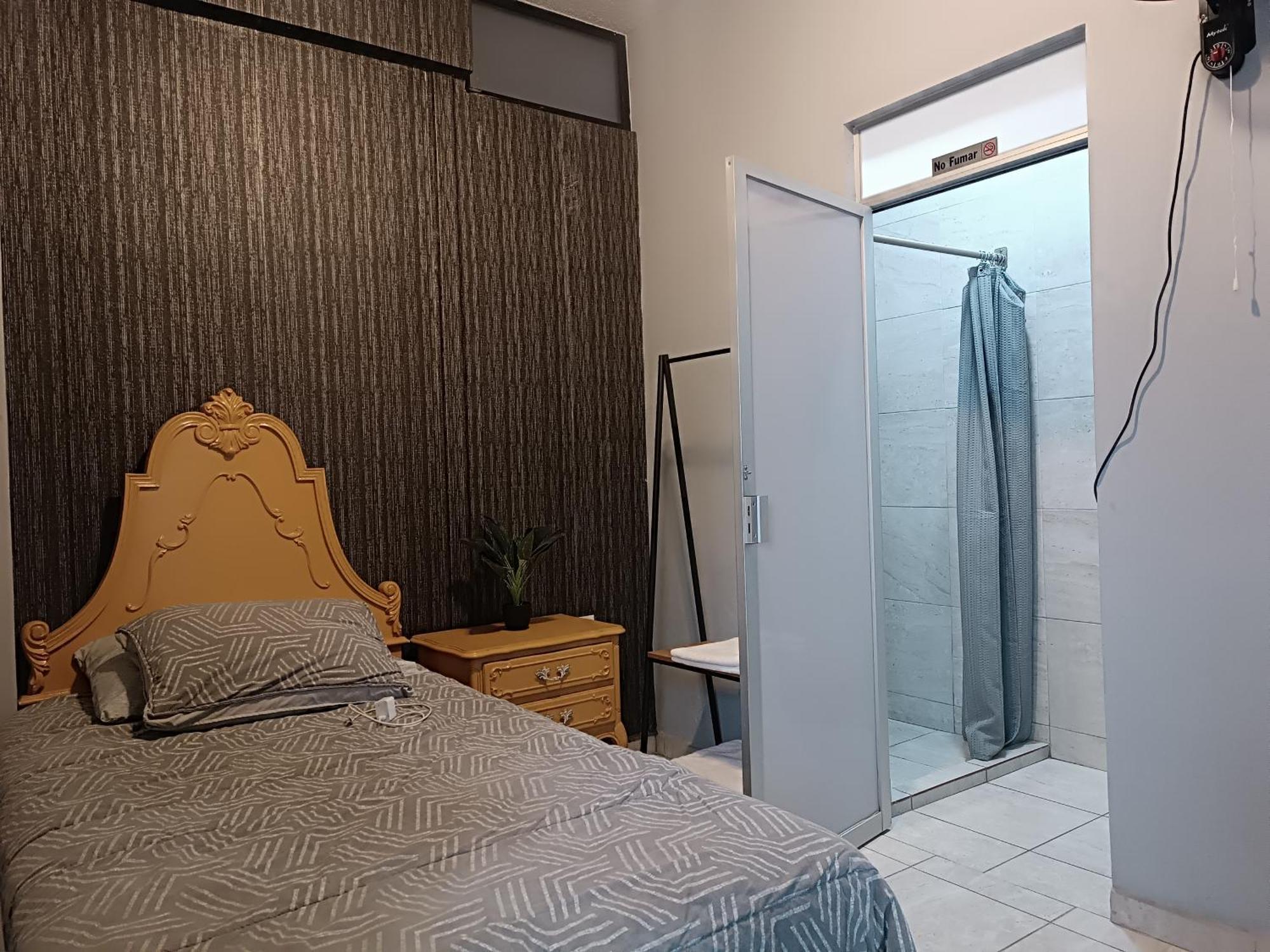 Capsule hotel Front Vista